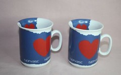ADVERTISING NORVASC CUPS / MUGS RED HEART & BLUE ECHT KARLBADER HNC AG PORCELAIN