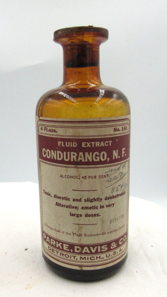 BW – 1920’s Parke, Davis & CO Condurango Detroit Mich 4 7/8 “ Medicine bottle