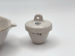 Vintage 3pc COORS USA Porcelain Apothecary Lab Pharmacy mini Cups Lid