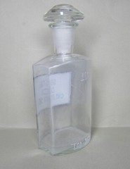 Vintage Medical Science Glass Bottle,Germany,SOLUTIO CALCII CHLORIDI 50%