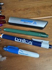 Lot 38 Pharmaceutical Advertising Pens Lyrica Zyprexa Geodon + 3 Pen Lights