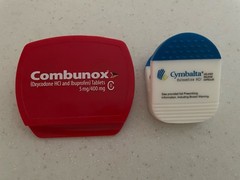 Combunox Cymbalta Plastic Magnet Clips Drug Rep Pharmaceutical Medical Promo