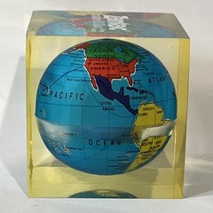 Vintage Zantac Glaxo Roche Pharmaceutical Acrylic Globe Paperweight 2” Square