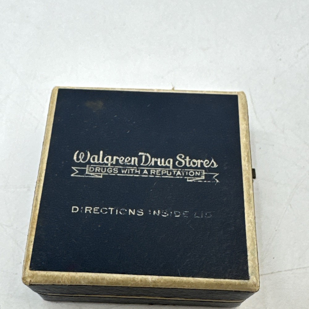 1939 Walgreen Drug Stores Pharmacy Medicine Box