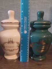 3 VTG Eli Lilly Ceramic Gold Trim Apothecary Jar-Symphytum Officinale