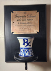 Vtg Prescription Award 1 Million Prescriptions by Winton’s Vista Pharmacy