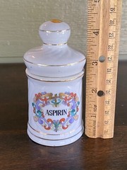 VTG Asprin Porcelain Ceramic Canister w/ Lid Bathroom Decor Antique Apothecary