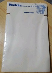 Vtg 1972 Parke-Davis Vectrin Pharmaceutical Notched Note Paper Sealed Dr Office