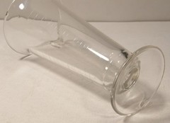 VINTAGE GLASCO CLEAR GLASS ETCHED FOOTED MEASURING POURING BEAKER APOTHECARY LAB