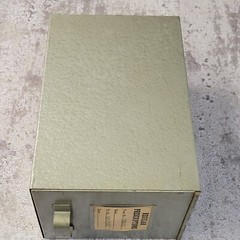 Vtg Gray Green Metal File Pharmacy Prescription Box Industrial Lift Top 9.5x6x5