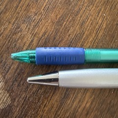 2 Vintage Zoloft Promo Pen Pharmaceutical Drug Rep Metal Click Plastic Working