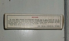 Vintage Red Cross Toothache Outfit Contains Tweezers And Cotton Pellets NOS