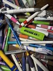 New & Used Lot of Over 160 Pharmaceutical Drug Rep Advertising Pens