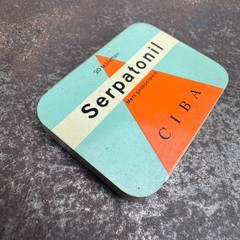 Vtg c.1960s SERPATONIL Advertising Medical Tin – GERMAN – EMTPY / NO CONTENTS
