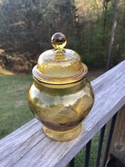 Vintage Apothecary Jar Amber Yellow Urn Ginger Glass Canister 8,5”