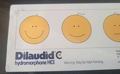 DILAUDID HYDROMORPHONE PAIN SCALE RULER Plastic -Pharmaceutical Rare Promo