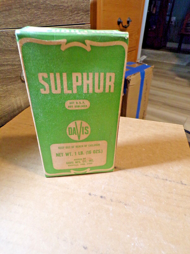 VINTAGE UNOPENED 1 LB. BOX OF SULPHUR CIRCA 1950’S
