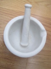 Marble Liquid Mortar & Pestle Marked B on Pestle