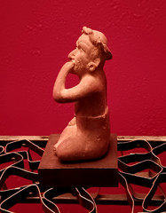 VINTAGE MEXICAN TERRACOTTA CLAY FIGURE PORTRAIT OF ANXIETY/DEPRESSION ETRAFON