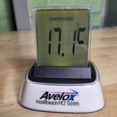 Avelox Moxifloxacin HCl LCD Desk Clock Temp Date Timer Alarm Drug Rep Promo