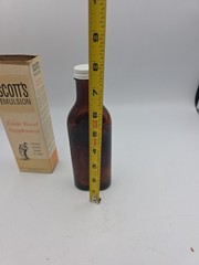 Vintage 1950’s SCOTT’S EMULSION BOTTLE w/ Contents Harold Ritchie, CLIFTON NJ