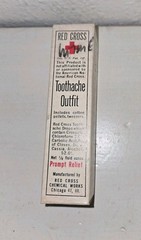 Vintage Red Cross Toothache Outfit Contains Tweezers And Cotton Pellets NOS