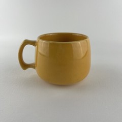 Aricept Coffee Soup Cup Mug Yellow Drug Rep Pharmaceutical Collectible 12 ounce
