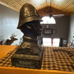 1977 The Oxford Bobby Resin Bust Bristol Laboratories Tegopen Promotional Statue