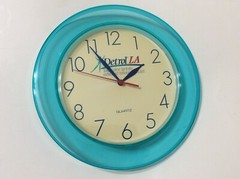 Detrol LA Pharmaceutical Drug Rep Promo Collectable Wall Clock Multicolor Round