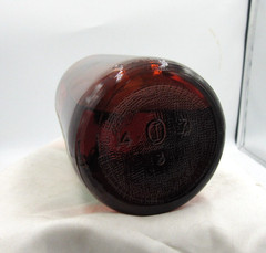 MM – 1950’s Magnus, Mabee & Reynard NY Indian Peppermint Oil 7 5/8″ Amber Medici
