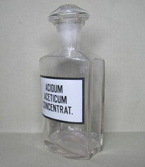 Vintage Medical Science Glass Bottle,Germany,ACIDUM ACETICUM CONCENTRAT