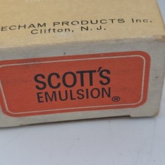 Vintage 1950’s SCOTT’S EMULSION BOTTLE w/ Contents Harold Ritchie, CLIFTON NJ