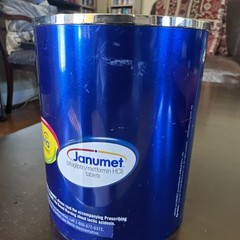Januvia/Janumet collectible container with lid