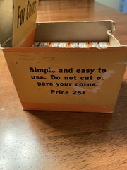 Vintage DeWitt’s For Corns 8 Medicine Bottles circa 20’s-30’s W/ Display Box