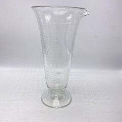 Barware Chemist Apothecary Fluted Glass Beaker Graduated 500cc 16 oz.Pour Spout