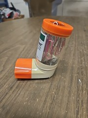 Vintage Combivent Inhaler Pharmaceutical Drug Rep Promotional Paperclip Holder