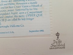BLUE DELFT HOLLAND HANDMADE PILL TILE BURROUGHS WELLCOME CO. 1982 ORIGINAL BOX!