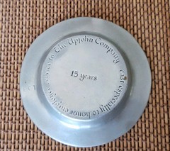 VTG *The UPJOHN CO* Cast Aluminum TRINKET DISH/4″ Ashtray Employee Service Award