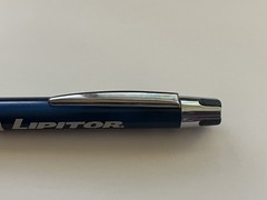 LIPITOR PHARMACEUTICAL DRUG REP PENS COLLECTIBLE heavy metal clear blue
