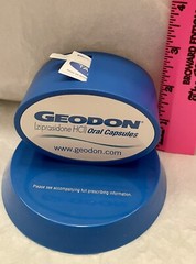 VTG GEODAN 2006 BLUE STICKER DISPENSER/PAPERWEIGHT Pharma Advertising Rep Logo