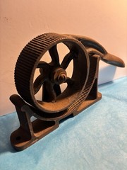 Vinted Cast Iron Mechanical Apothecary Medical Pharmacy Cork Roller-Compressor