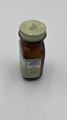 Vintage 1940’s Eli Lilly BISMUTH SUBNITRATE Medicine Bottle for display