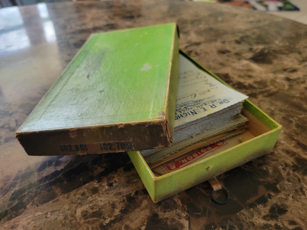 100 antique prescriptions (1912): Opium, Poppy, Ergot, Dionin, Codeine & Anodyne