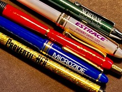 5 DIFFERENT HYPERTENSION,COPD etc PHARMACEUTICAL DRUG REP VINTAGE PHYSICIAN PENS