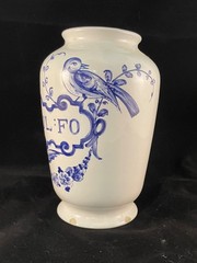 Vintage 1989 Lilly Pharma Blue White Ceramic U:Caelful:Fo Apothecary Jar Vase