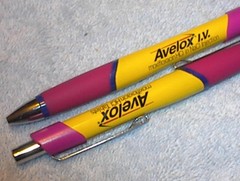 2 AVELOX HEAVY METAL DRUG REP PENS HOT PINK YELLOW & PURPLE NEW EBAY’S ONLY SET