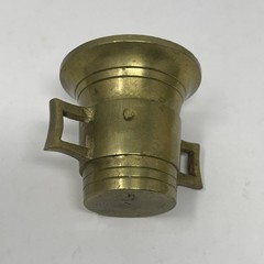 VTG SMALL BRASS MORTAR AND PESTLE WITH HANDLES