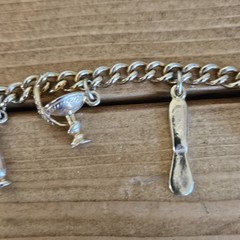 Pharmaceutical~Pharmacist Brass Gold Tone Bracelet~with 7 Charms