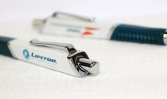 Drug Rep Pens 3 Heavy Metal Lipitor / Caduet New in Sleeve Blue Ink