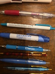 Pharmaceutical Drug Rep Advertising Pens Lot of 18